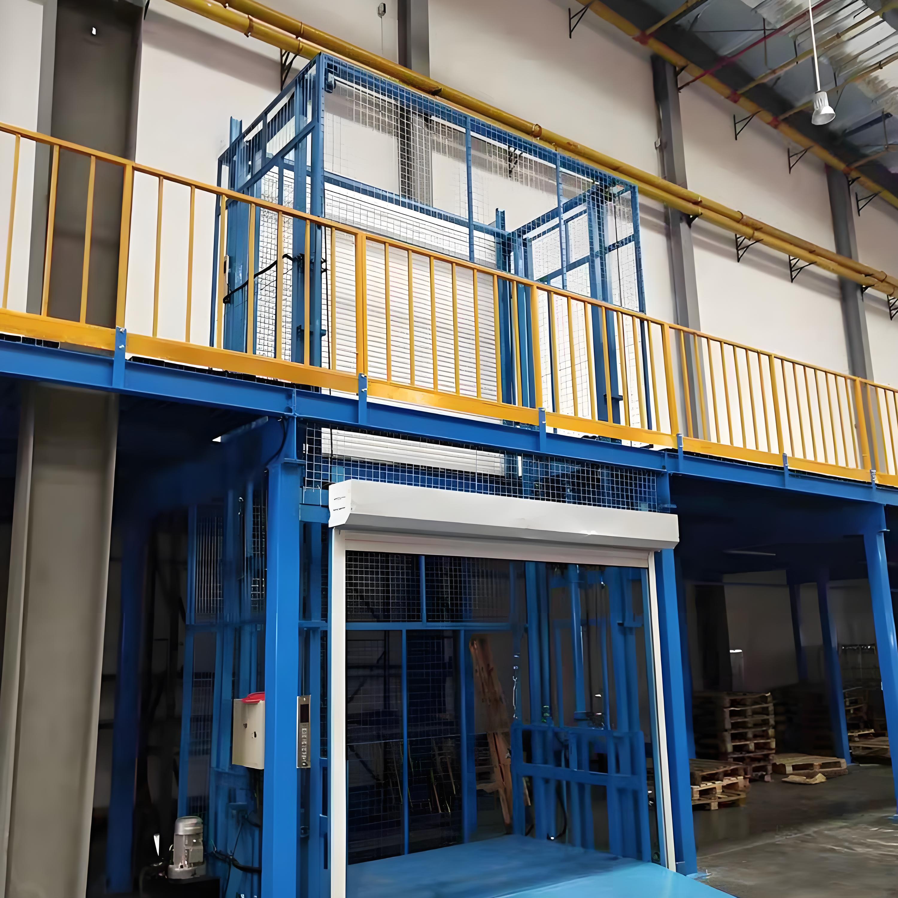 工廠(chǎng)車(chē)間簡(jiǎn)易運(yùn)貨升降機(jī)(jī)